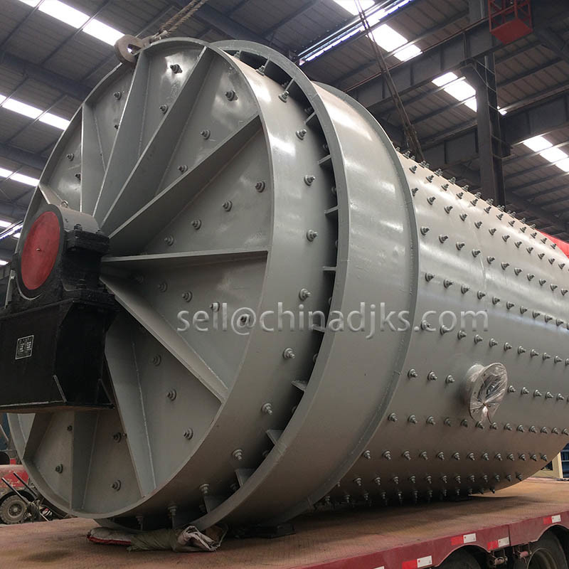 4.5m Rotary Furnace Diamètre Spodumene usine de traitement pour le lithium Personnaliser la couleur