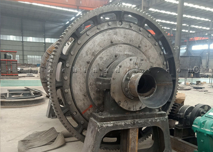 Broyeur à boulets en céramique de ciment sec de gypse rectifiant la charge de 27rpm 5t