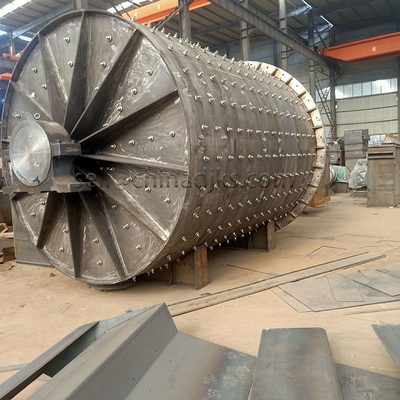 Type ultra fin traitement humide en lots SS316 du broyeur à boulets 200KW
